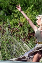 Victoria Silvstedt - Photoshoot in St Barts 01/05/2021