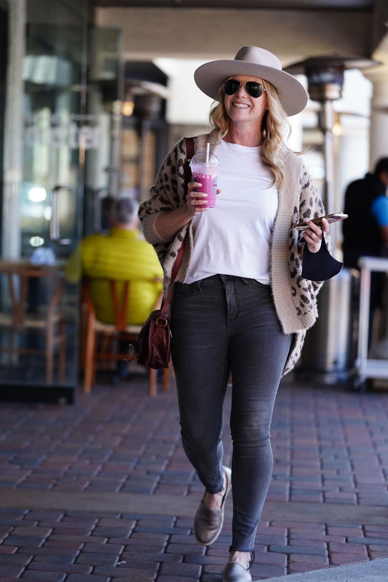 Catherine Sutherland at Joi Cafe in Westlake Village 02/08/2021