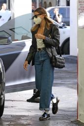 Hailey Rhode Bieber Street Style - Beverly Hills 02/03/2021