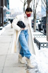 Hailey Rhode Bieber Winter Street Style - New York 02/22/2021