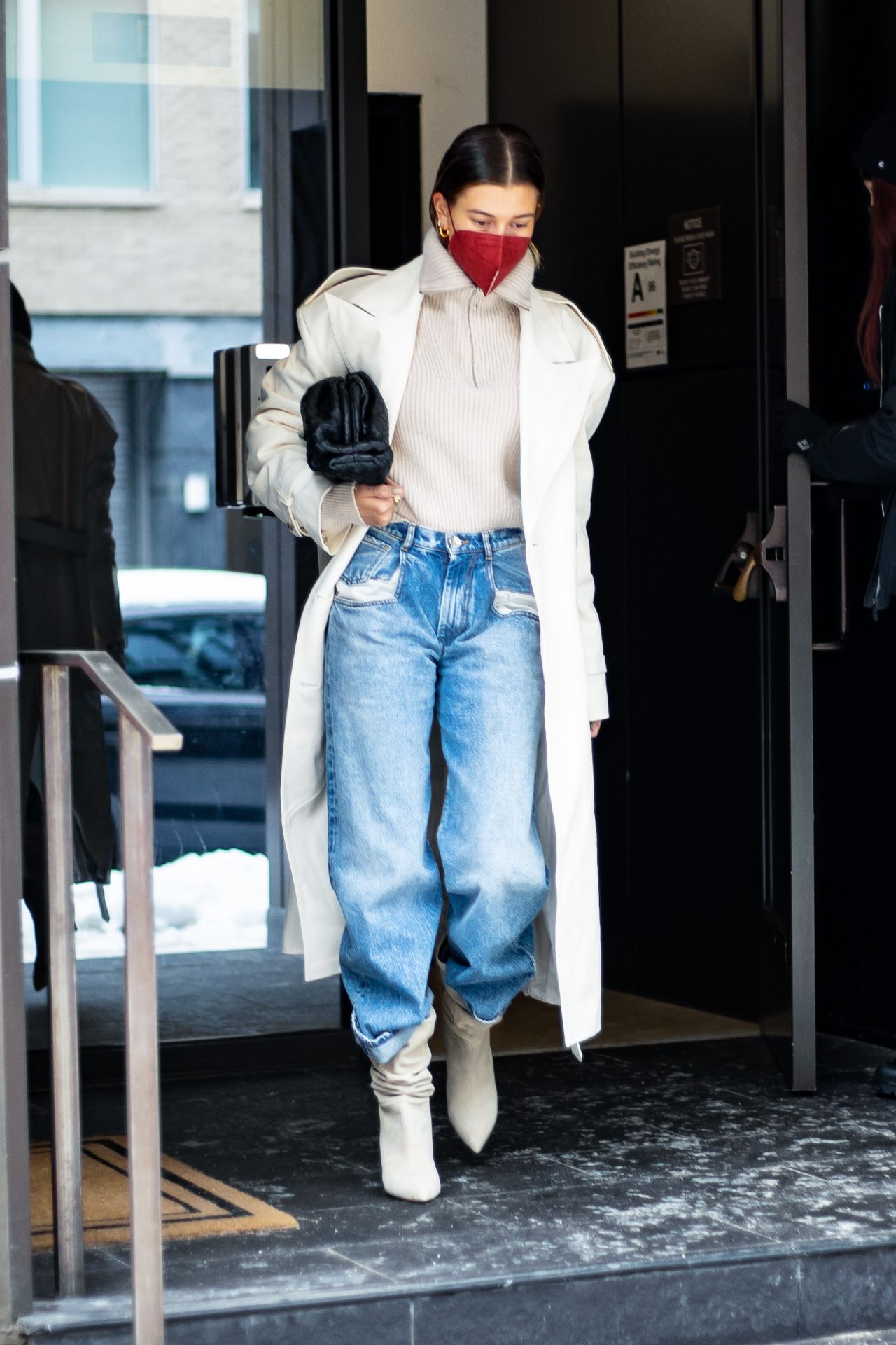 Hailey Rhode Bieber Winter Street Style - New York 02/22/2021 • CelebMafia