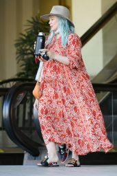 Hilary Duff With Her New Blue Hair - LA 02/25/2021