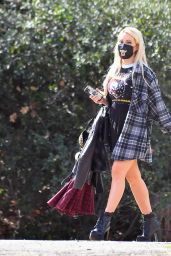 Holly Madison - Out in LA 02/18/2021