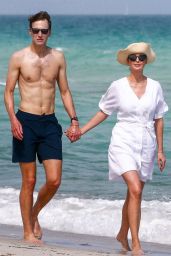 Ivanka Trump and Jared Kushner - Beach in Miami 02/20/2021