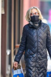 Jessica Lange - After Shopping at The Container Store in NY 02/10/2021