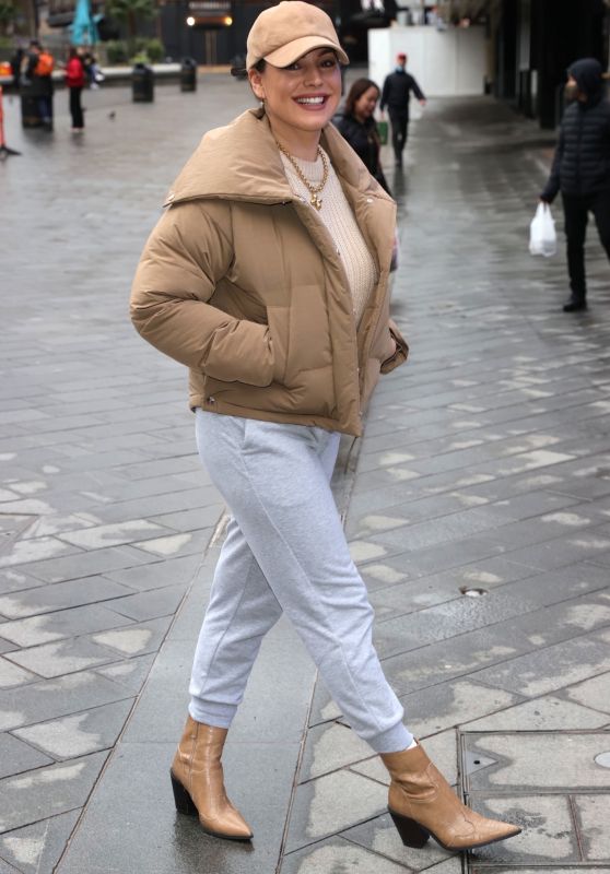 Kelly Brook in Casual Outfit - London 02/16/2021