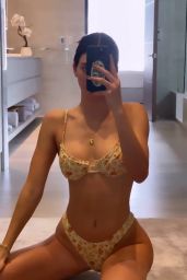 Kendall Jenner 02/23/2021