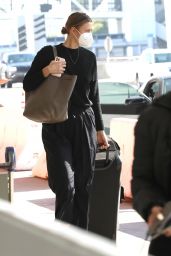 Maria Sharapova at LAX Airport in LA 02/03/2021