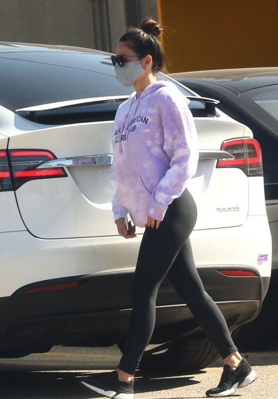 Olivia Munn - Leaving a Gym in LA 02/17/2021
