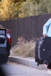 Olivia Wilde Moving Her Belongings Out of the House She Shared with Jason Sudeikis 02/14/2021