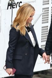 Reese Witherspoon - "The Morning Show" Set in LA 02/09/2021