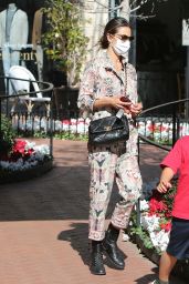 Alessandra Ambrosio - Shopping in Pacific Palisades 03/01/2021