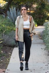 Alessandra Ambrosio Street Style - Los Angeles 03/18/2021