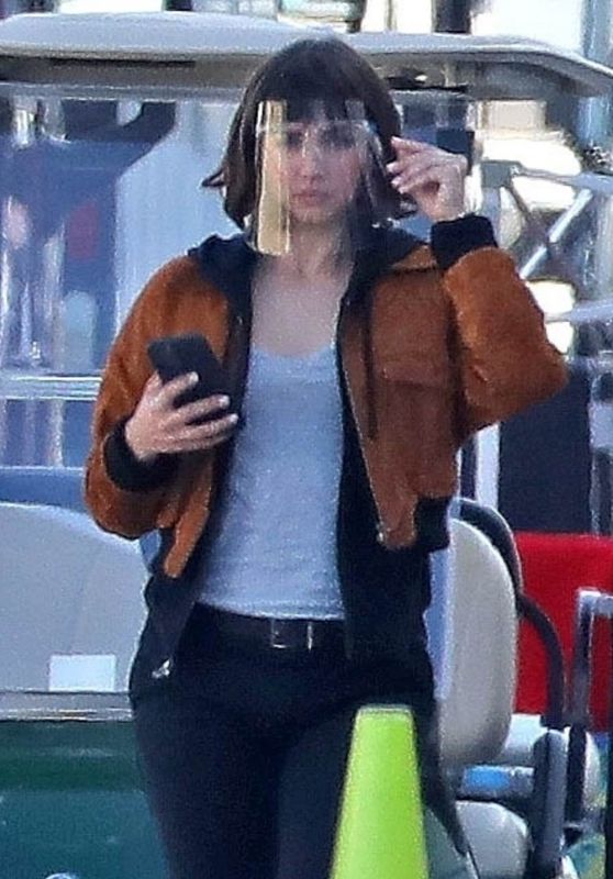Ana de Armas and Ryan Gosling - "The Gray Man" Set in LA 03/24/2021