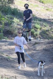 Ava Phillippe - Out for a Hike in Brentwood 03/19/2021