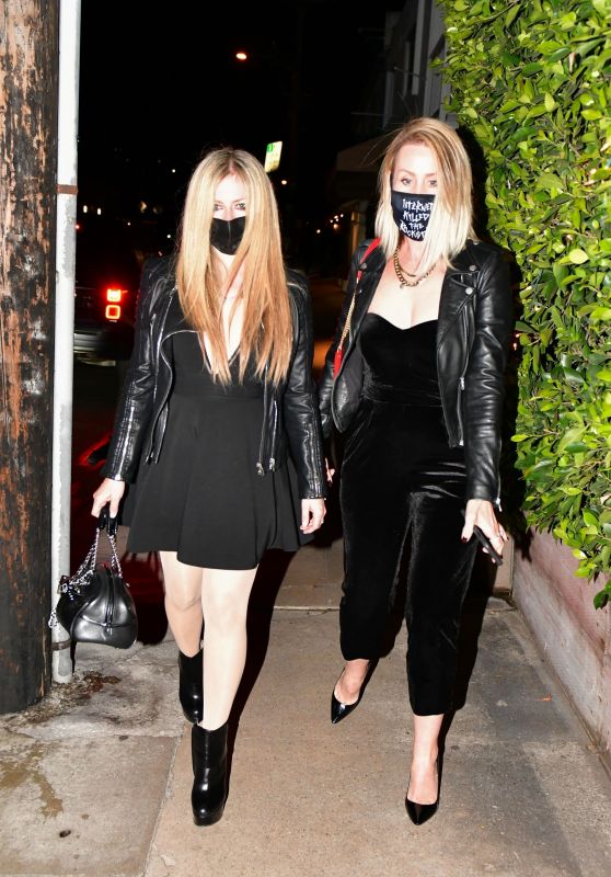 Avril Lavigne at Giorgio Baldi in Santa Monica 03/02/2021