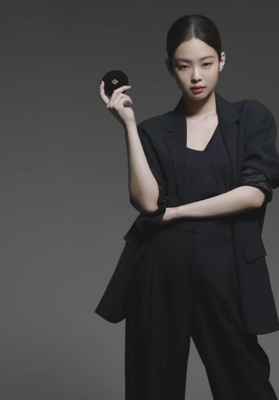 Blackpink (Jennie) - HERA Beauty Korea (2021)