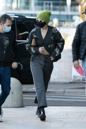 Gigi Hadid – Leaving a Versace Fitting in Milan 02/28/2021