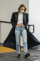 Hailey Rhode Bieber - Rnning Errands in Beverly Hills 03/09/2021