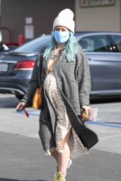 Hilary Duff at Trader Joes in LA 03/03/2021