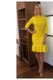 Holly Willoughby 03/20/2021