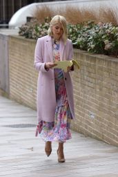 Holly Willoughby - "This Morning" Filming 03/29/2021
