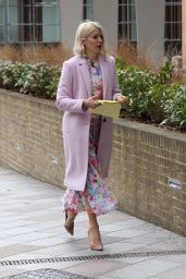 Holly Willoughby - "This Morning" Filming 03/29/2021