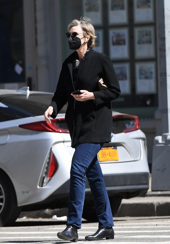 Jane Lynch - Out in Tribeca, New York 03/21/2021