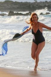 Jane Seymour in a Swimsuit in Hawaii 03/11/2021