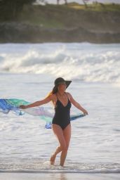Jane Seymour in a Swimsuit in Hawaii 03/11/2021