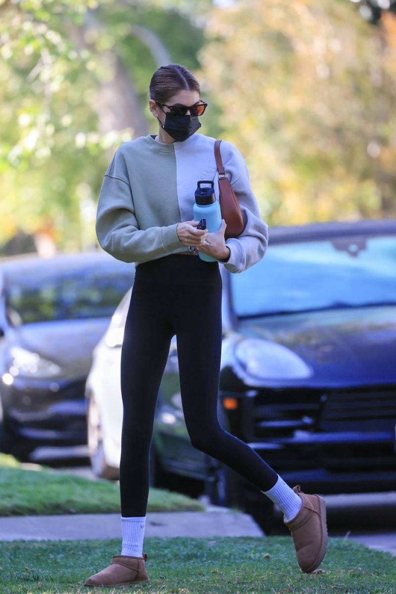 Kaia Gerber - Out in LA 03/27/2021 • CelebMafia