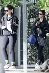 Katherine Schwarzenegger With Her Sister Christina in Los Angeles 03/08/2021