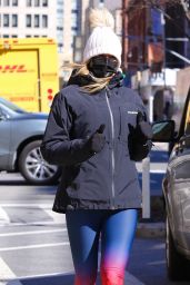 Kelly Bensimon in Colorful Spandex - Jog around Manhattan’s Downtown Area 03/02/2021