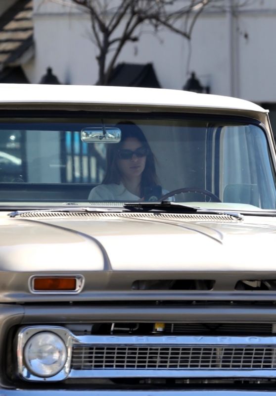 Kendall Jenner in Her Vintage Truck in LA 03/06/2021