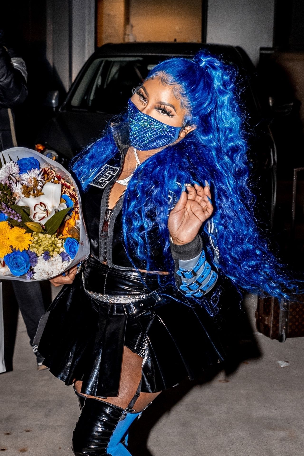 Lil' Kim - Leaves Barclays Center After Performing At Halftime For The ...