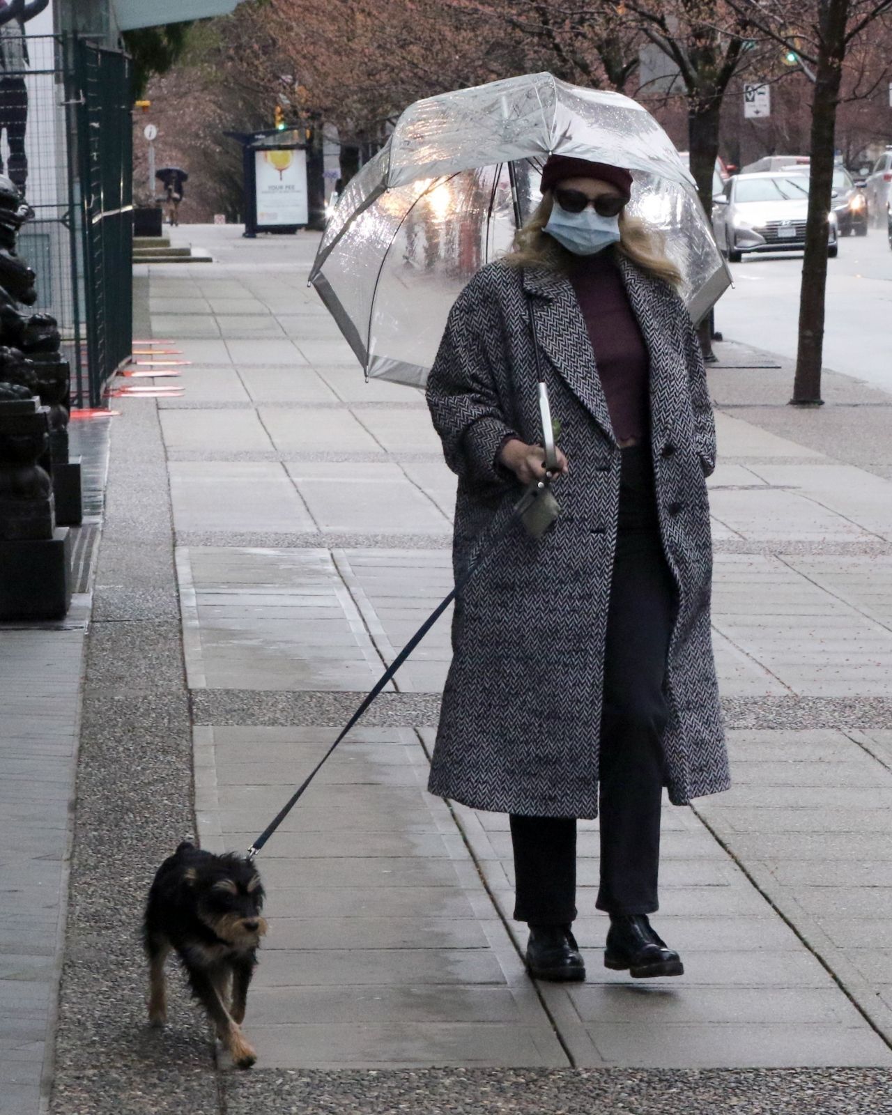 Lili Reinhart - Walking Her Dog in Vancouver 03/21/2021 • CelebMafia