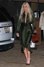 Lindsey Vonn Looks Chic in an Olive Green Gown at Nobu in Malibu 03/01/2021