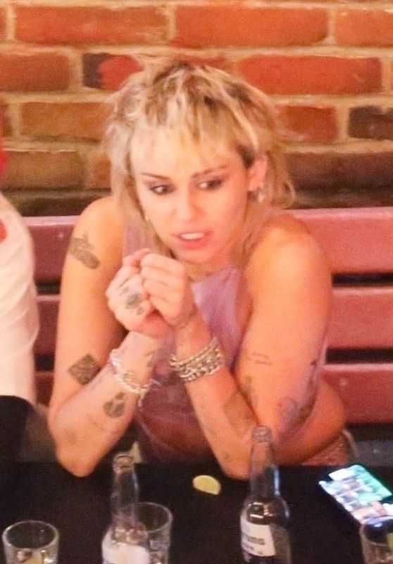 Miley Cyrus at Rainbow Room in LA 03/25/2021