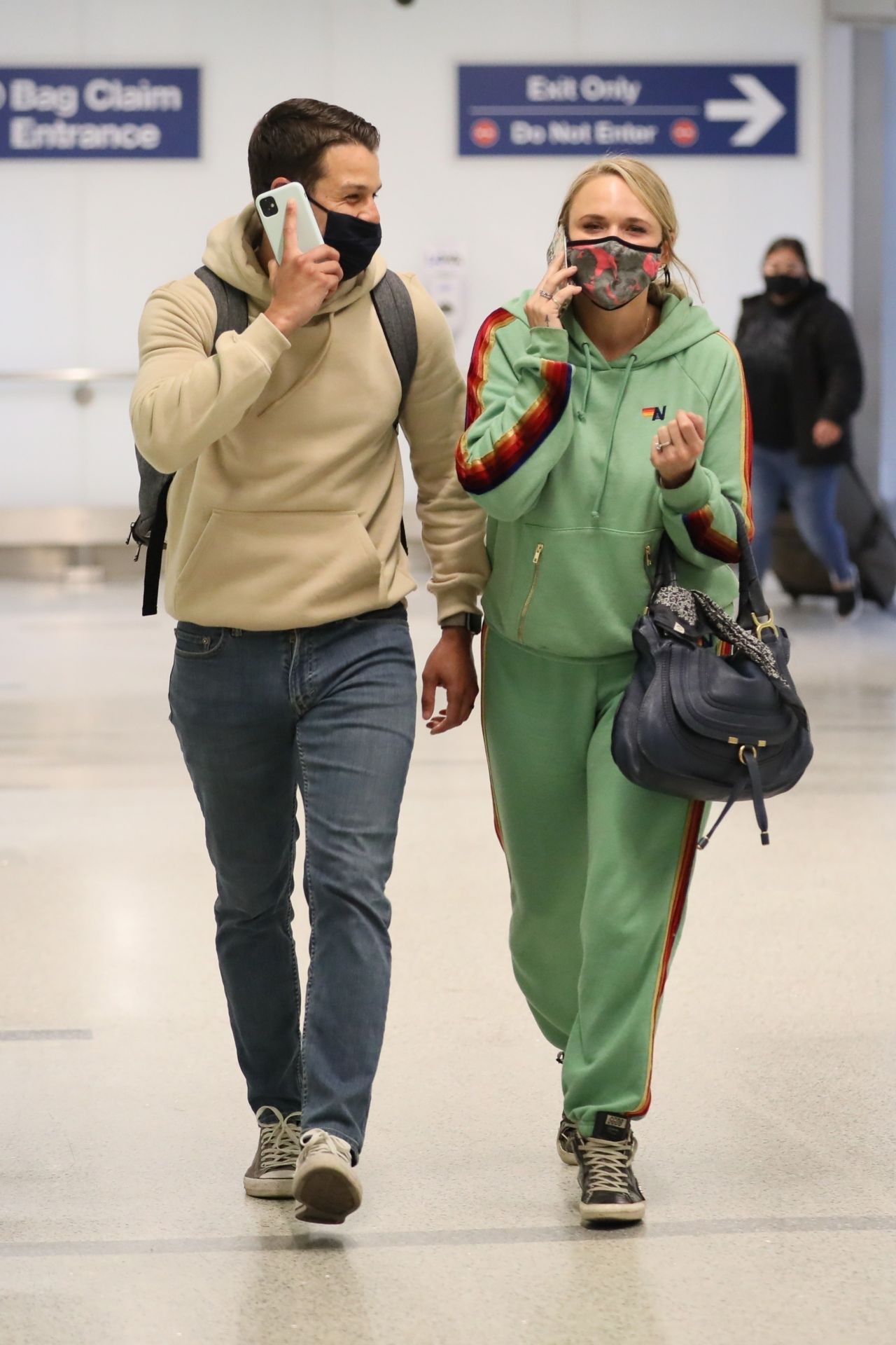 Miranda Lambert and Brendan Mcloughlin - LAX in LA 03/06/2021 • CelebMafia