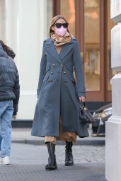Olivia Palermo Looks Stylish - New York 03/04/2021