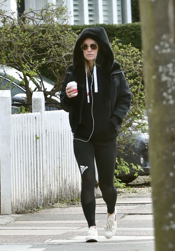 Olivia Wilde - Out in London 03/25/2021