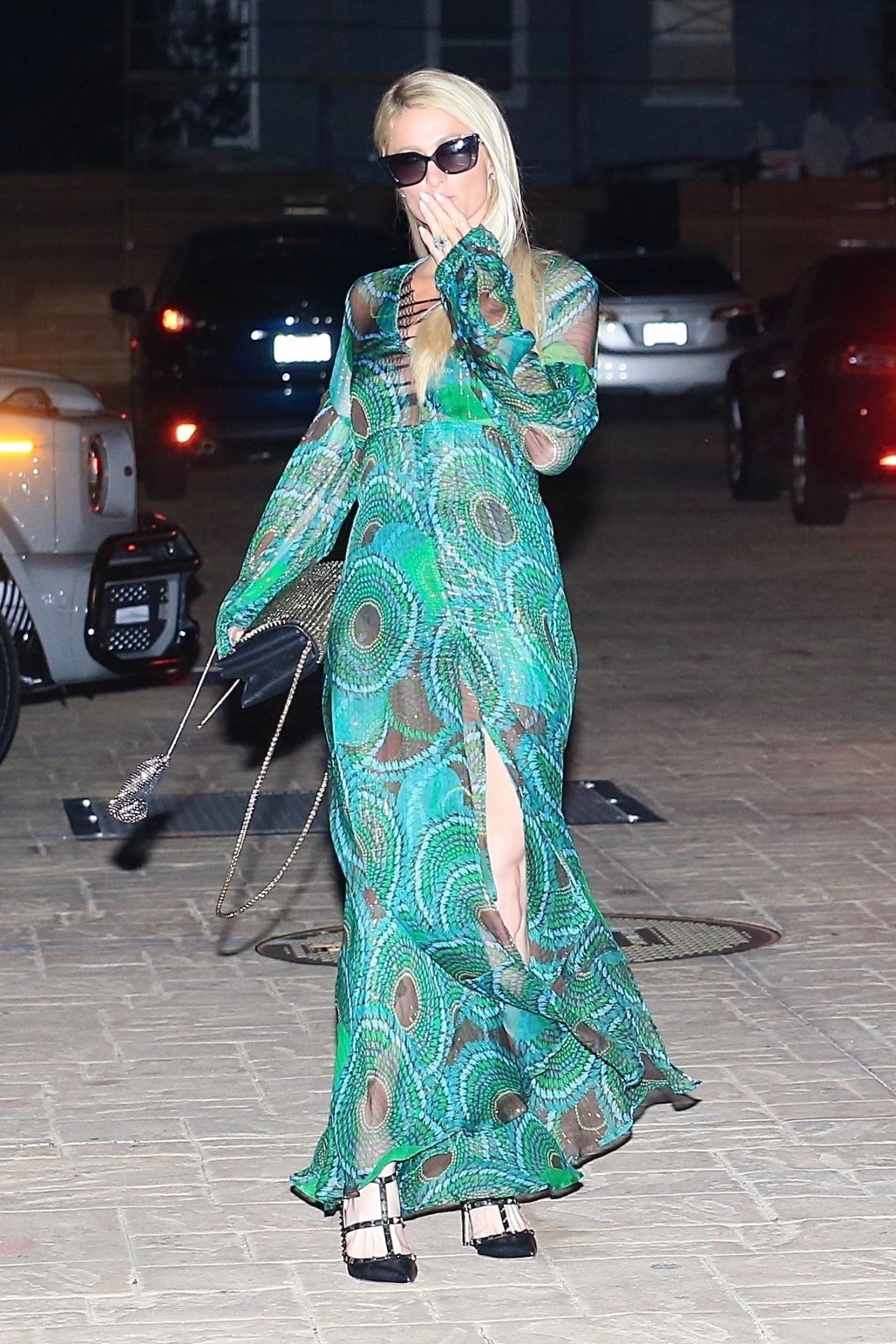 Paris Hilton at Nobu in Malibu 03/06/2021 • CelebMafia