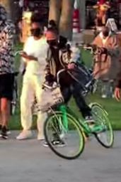Rihanna - Bike Ride in Venice Beach 03/22/2021