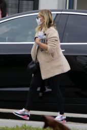 Sarah Michelle Gellar - Out in Brentwood 03/18/2021