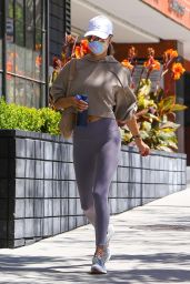 Alessandra Ambrosio in Workout Gear - Los Angeles 04/28/2021