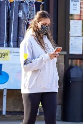 April Love Geary - Shopping at Vintage Grocers in Malibu 04/13/2021