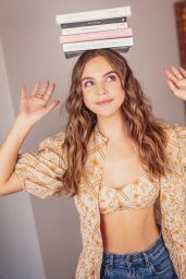 Bailee Madison - Byrdie Magazine Zoom Date With Bailee April 2021