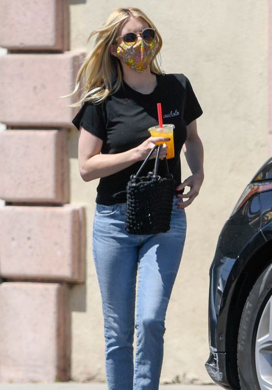 Emma Roberts - Out in Los Angeles 04/09/2021