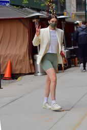 Gigi Hadid - Out in NY 04/21/2021