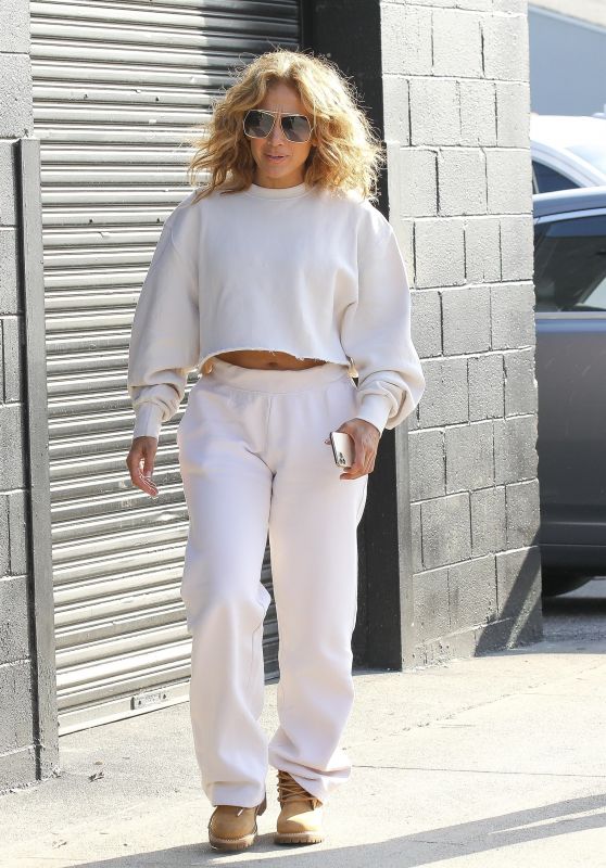 Jennifer Lopez in Comfy Outfit - Los Angeles 04/25/2021